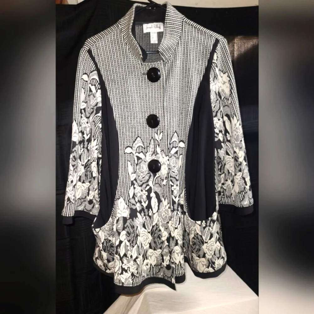 EUC Joseph Ribkoff Black and White Floral Jacket - Picture 1 of 7